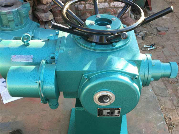 電動(dòng)裝置啟閉機(jī)